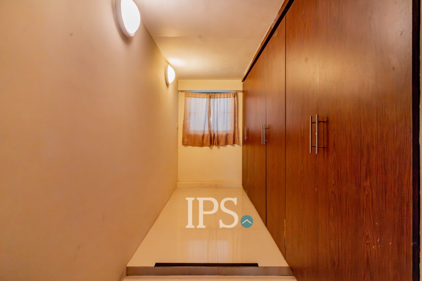 6 Bedroom Townhouse For Sale - Chey Chumneah, Phnom Penh