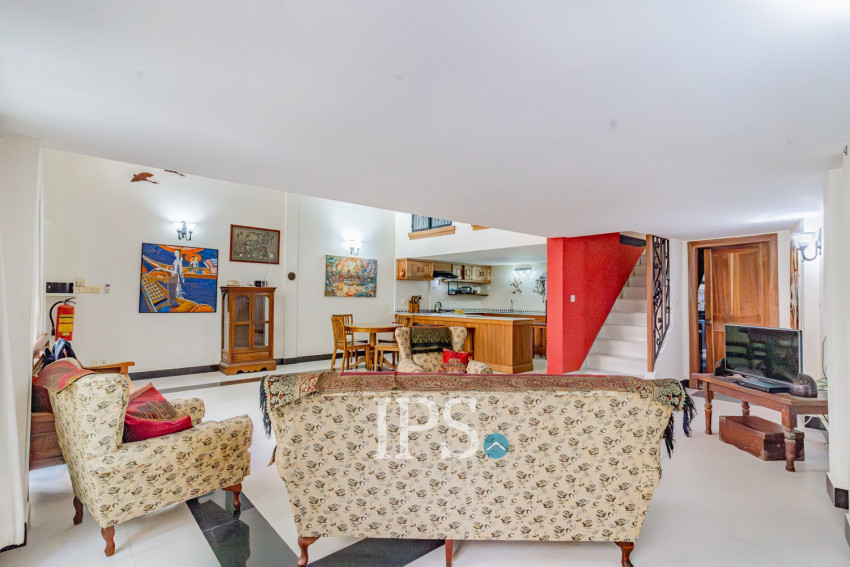 6 Bedroom Townhouse For Sale - Chey Chumneah, Phnom Penh