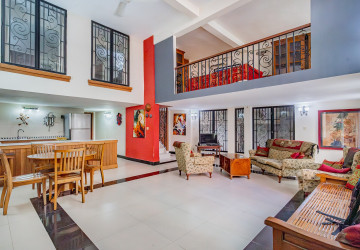 6 Bedroom Townhouse For Sale - Chey Chumneah, Phnom Penh thumbnail