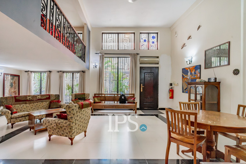 6 Bedroom Townhouse For Sale - Chey Chumneah, Phnom Penh