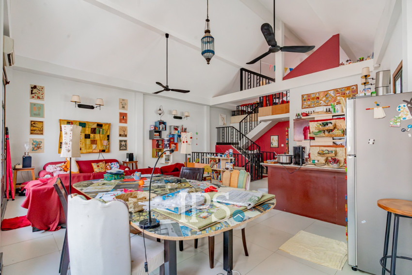 6 Bedroom Townhouse For Sale - Chey Chumneah, Phnom Penh