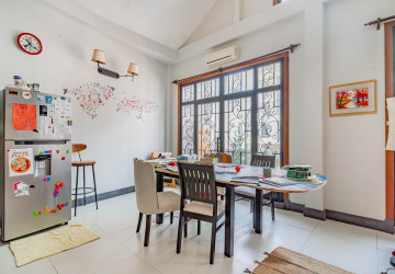 6 Bedroom Townhouse For Sale - Chey Chumneah, Phnom Penh thumbnail