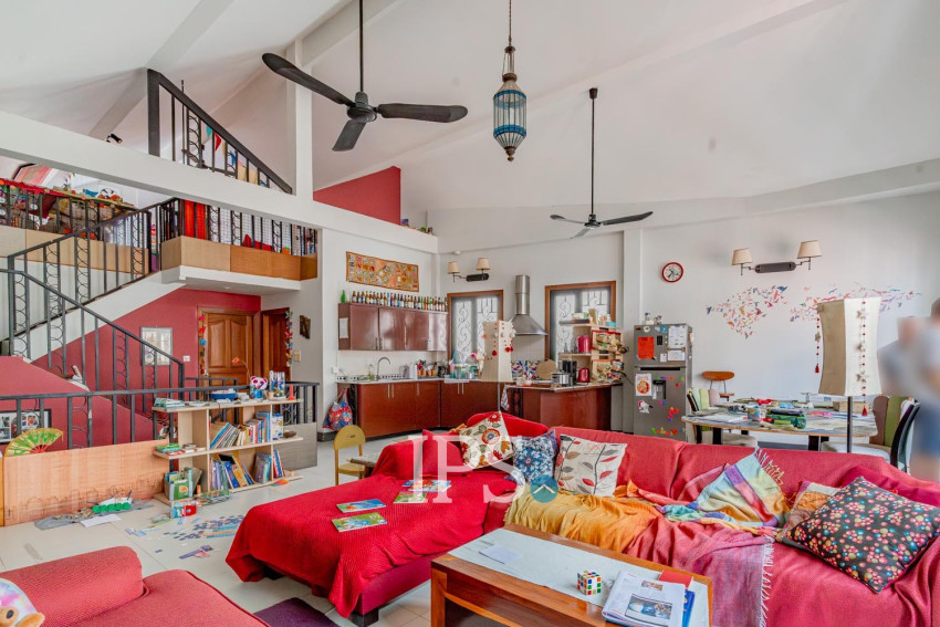 6 Bedroom Townhouse For Sale - Chey Chumneah, Phnom Penh