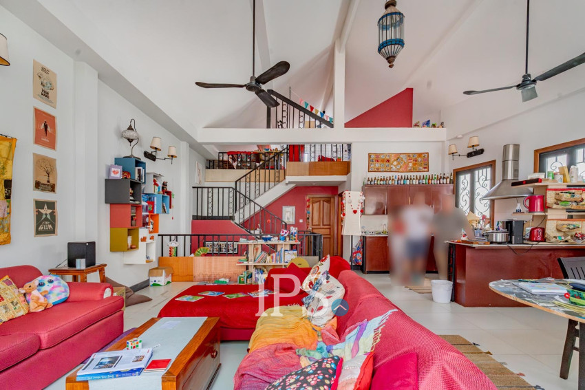 6 Bedroom Townhouse For Sale - Chey Chumneah, Phnom Penh