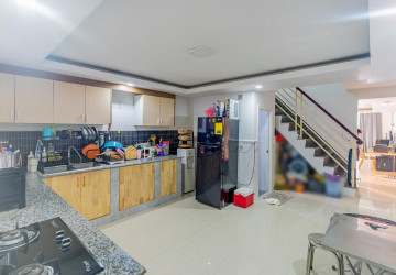 4 Bedroom Link House For Sale - Borey JC,  Krang Thnong, Sen Sok, Phnom Penh thumbnail