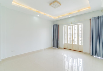 4 Bedroom Link House For Sale - Borey JC,  Krang Thnong, Sen Sok, Phnom Penh thumbnail