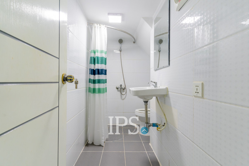 4 Bedroom Link House For Sale - Borey JC,  Krang Thnong, Sen Sok, Phnom Penh