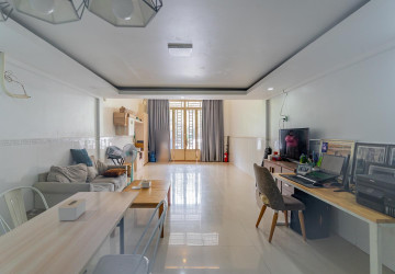 4 Bedroom Link House For Sale - Borey JC,  Krang Thnong, Sen Sok, Phnom Penh thumbnail