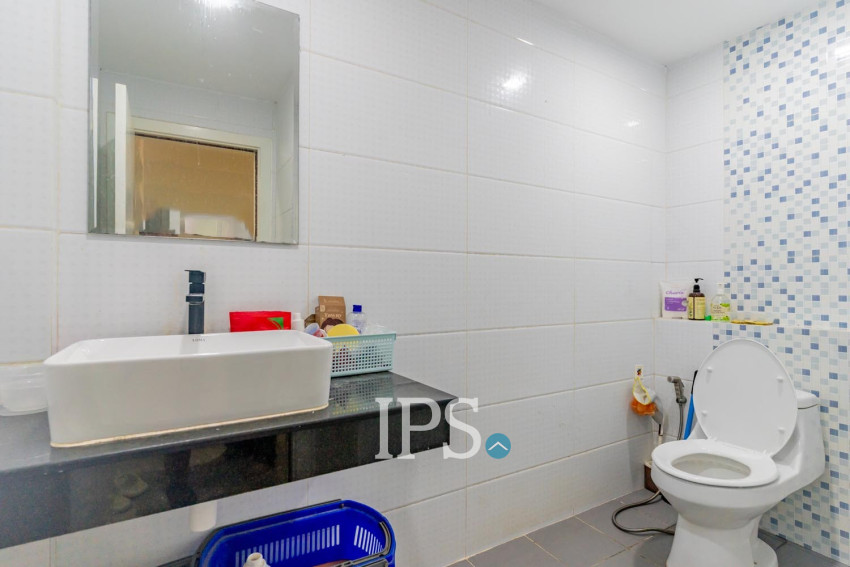 4 Bedroom Link House For Sale - Borey JC,  Krang Thnong, Sen Sok, Phnom Penh