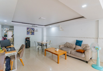 4 Bedroom Link House For Sale - Borey JC,  Krang Thnong, Sen Sok, Phnom Penh thumbnail