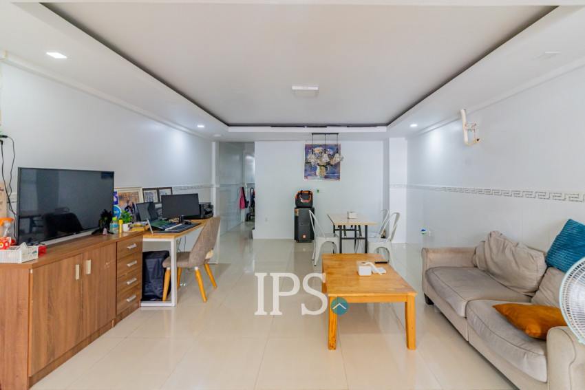 4 Bedroom Link House For Sale - Borey JC,  Krang Thnong, Sen Sok, Phnom Penh