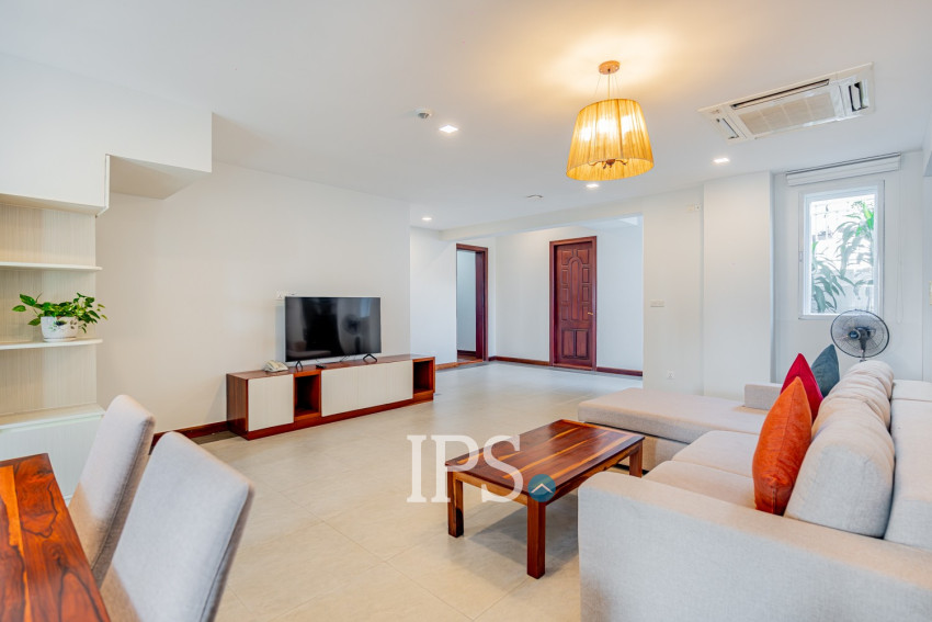 3 Bedroom Serviced Apartment For Rent - Tonle Bassac, Phnom Penh