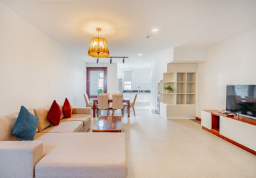 3 Bedroom Serviced Apartment For Rent - Tonle Bassac, Phnom Penh thumbnail