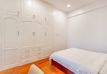 3 Bedroom Serviced Apartment For Rent - Tonle Bassac, Phnom Penh thumbnail