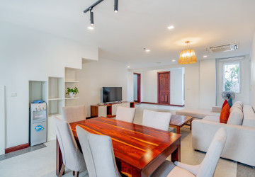 3 Bedroom Serviced Apartment For Rent - Tonle Bassac, Phnom Penh thumbnail