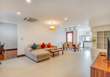 3 Bedroom Serviced Apartment For Rent - Tonle Bassac, Phnom Penh thumbnail