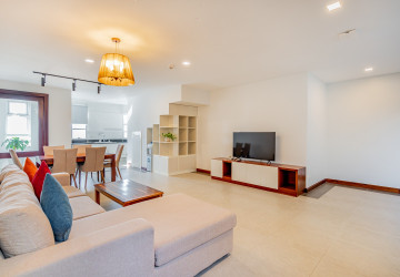 3 Bedroom Serviced Apartment For Rent - Tonle Bassac, Phnom Penh thumbnail