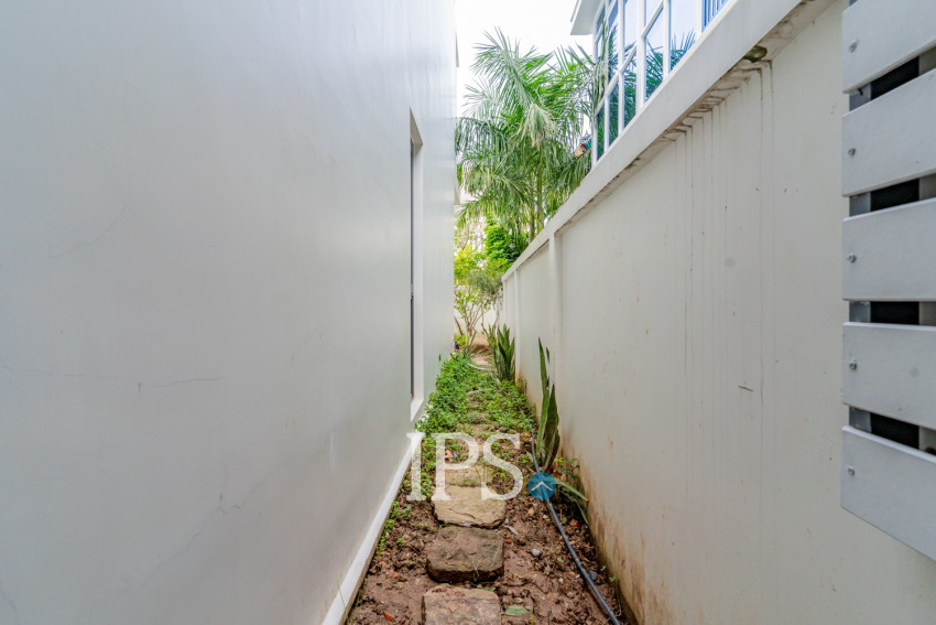 4 Bedroom Villa Klem For Rent - Chankiri Palm Creek, Preaek Kampues, Phnom Penh