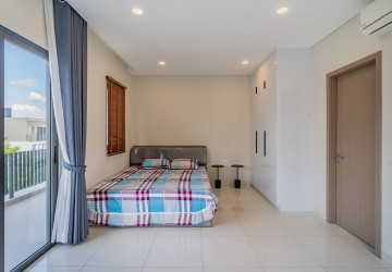 4 Bedroom Villa Klem For Rent - Chankiri Palm Creek, Preaek Kampues, Phnom Penh thumbnail