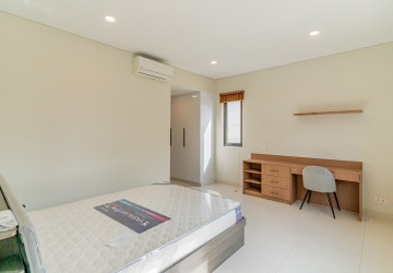 4 Bedroom Villa Klem For Rent - Chankiri Palm Creek, Preaek Kampues, Phnom Penh thumbnail
