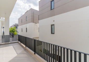 4 Bedroom Villa Klem For Rent - Chankiri Palm Creek, Preaek Kampues, Phnom Penh thumbnail