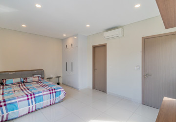 4 Bedroom Villa Klem For Rent - Chankiri Palm Creek, Preaek Kampues, Phnom Penh thumbnail