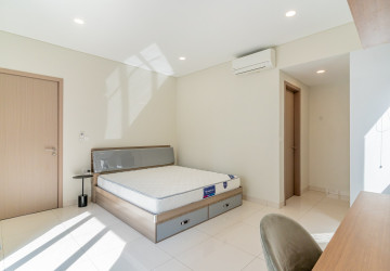 4 Bedroom Villa Klem For Rent - Chankiri Palm Creek, Preaek Kampues, Phnom Penh thumbnail