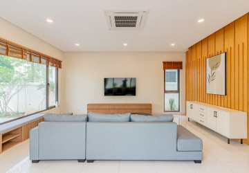 4 Bedroom Villa Klem For Rent - Chankiri Palm Creek, Preaek Kampues, Phnom Penh thumbnail