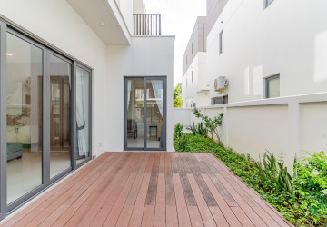 4 Bedroom Villa Klem For Rent - Chankiri Palm Creek, Preaek Kampues, Phnom Penh thumbnail