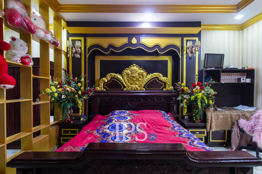 4 Bedroom Shophouse For Rent - Svay Dangkum, Siem Reap