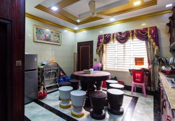 4 Bedroom Shophouse For Rent - Svay Dangkum, Siem Reap thumbnail