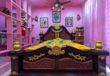 4 Bedroom Shophouse For Rent - Svay Dangkum, Siem Reap thumbnail