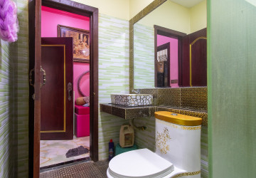 4 Bedroom Shophouse For Rent - Svay Dangkum, Siem Reap thumbnail