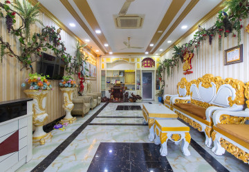 4 Bedroom Shophouse For Rent - Svay Dangkum, Siem Reap thumbnail