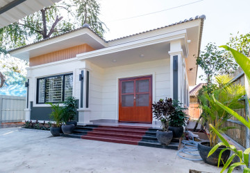 2 Bedroom House For Rent - Sala Kamreuk, Siem Reap thumbnail