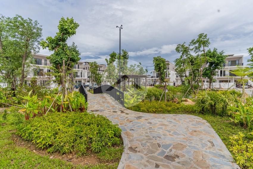 3 Bedroom Villa Kon Kat Laor For Rent - Chankiri Palm Creek, Phnom Penh