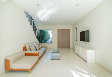 3 Bedroom Villa Kon Kat Laor For Rent - Chankiri Palm Creek, Phnom Penh thumbnail