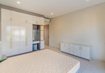 3 Bedroom Villa Kon Kat Laor For Rent - Chankiri Palm Creek, Phnom Penh thumbnail