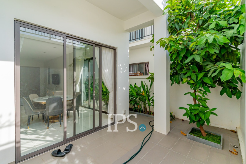 3 Bedroom Villa Kon Kat Laor For Rent - Chankiri Palm Creek, Phnom Penh