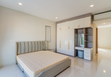 3 Bedroom Villa Kon Kat Laor For Rent - Chankiri Palm Creek, Phnom Penh thumbnail