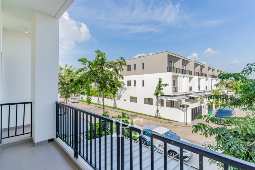 3 Bedroom Villa Kon Kat Laor For Rent - Chankiri Palm Creek, Phnom Penh