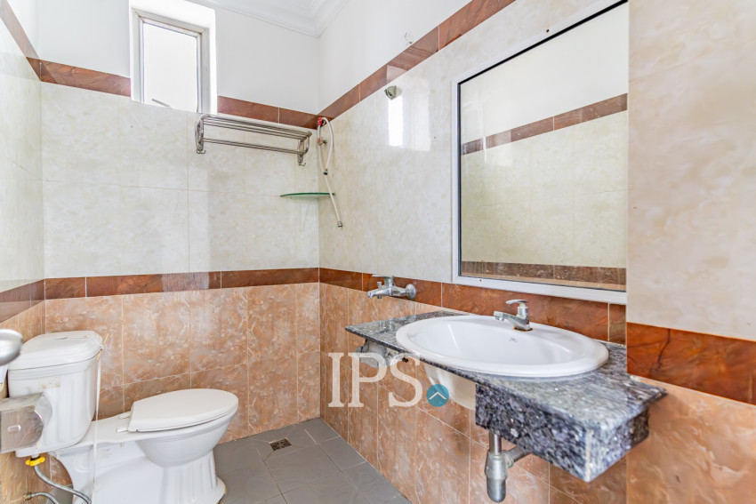 67 Unit Building For Sale - Toul Tum Poung 1, Phnom Penh