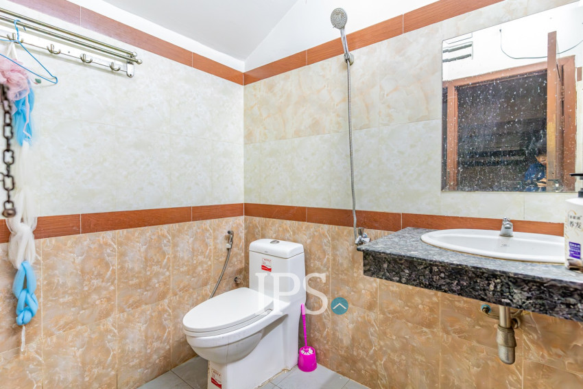 67 Unit Building For Rent  - Toul Tum Poung 1, Phnom Penh