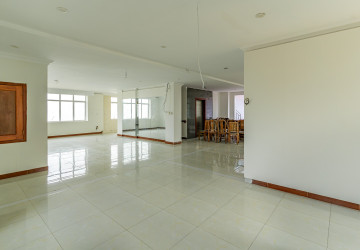 67 Unit Building For Rent  - Toul Tum Poung 1, Phnom Penh thumbnail