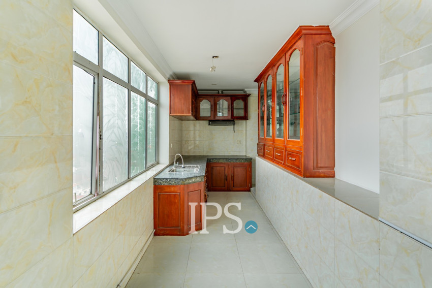 67 Unit Building For Rent  - Toul Tum Poung 1, Phnom Penh