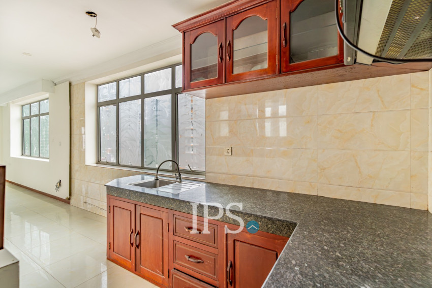 67 Unit Building For Rent  - Toul Tum Poung 1, Phnom Penh