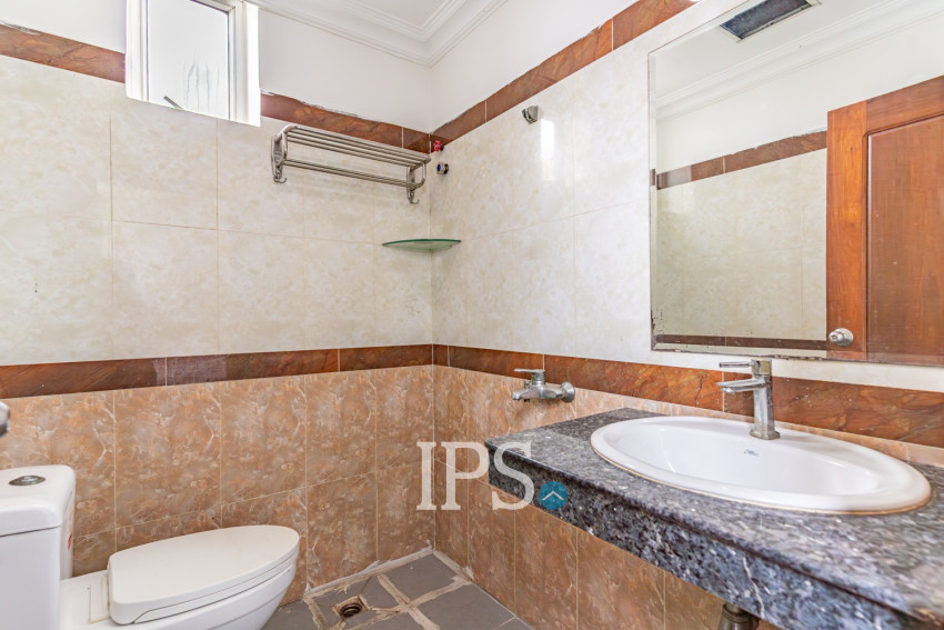 67 Unit Building For Rent  - Toul Tum Poung 1, Phnom Penh