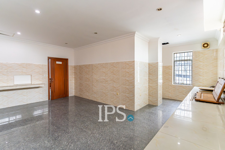 67 Unit Building For Rent  - Toul Tum Poung 1, Phnom Penh