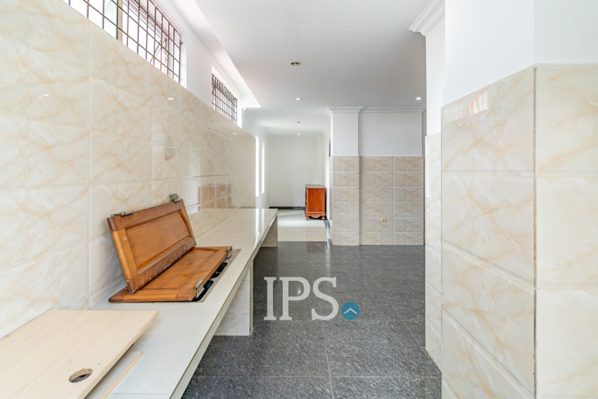 67 Unit Building For Rent  - Toul Tum Poung 1, Phnom Penh