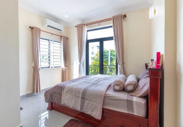 4 Bedroom Villa For Sale - Slor Kram, Siem Reap thumbnail